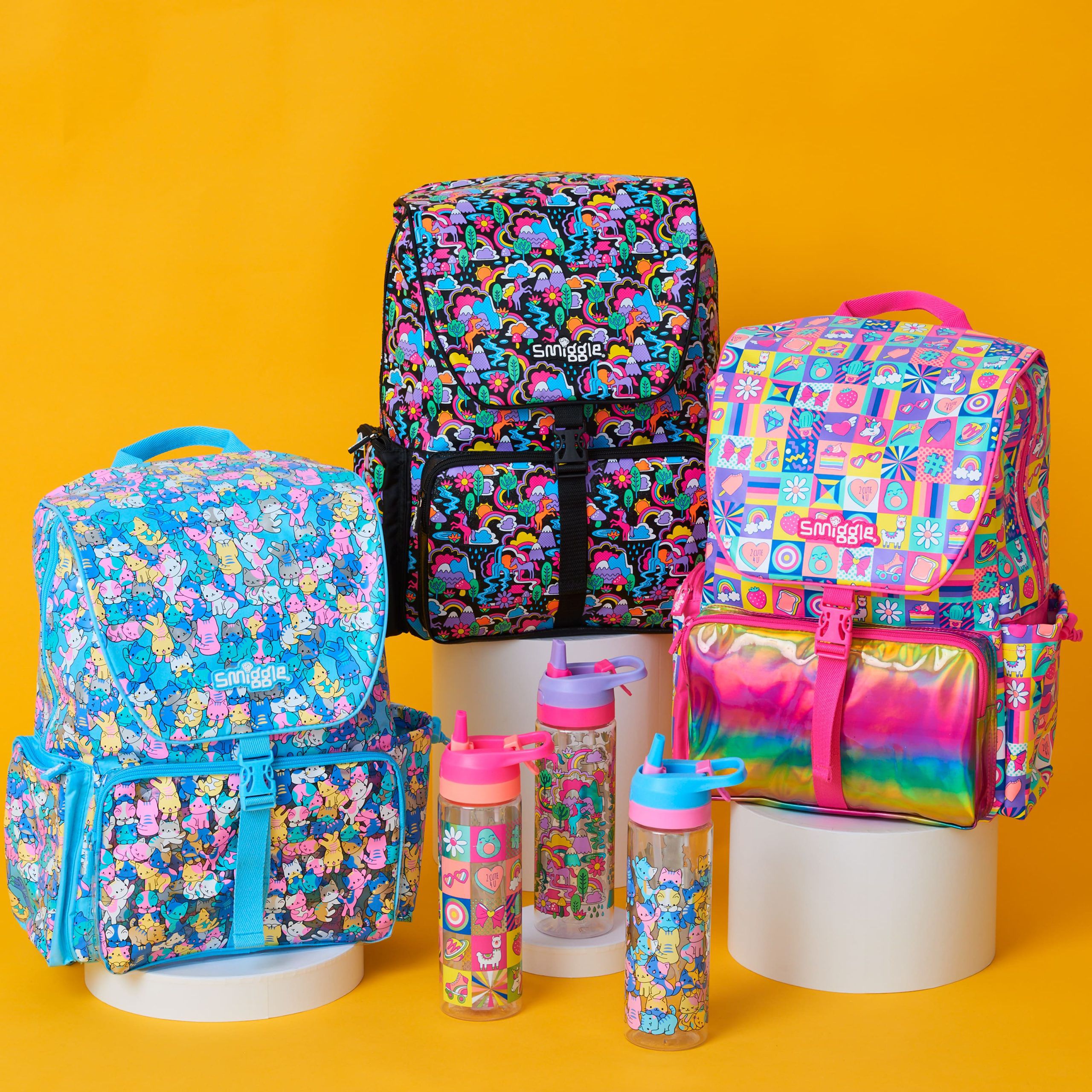 Smiggle - Glee Büyük Siyah Chelsea Sırt Çantası-Dinossi