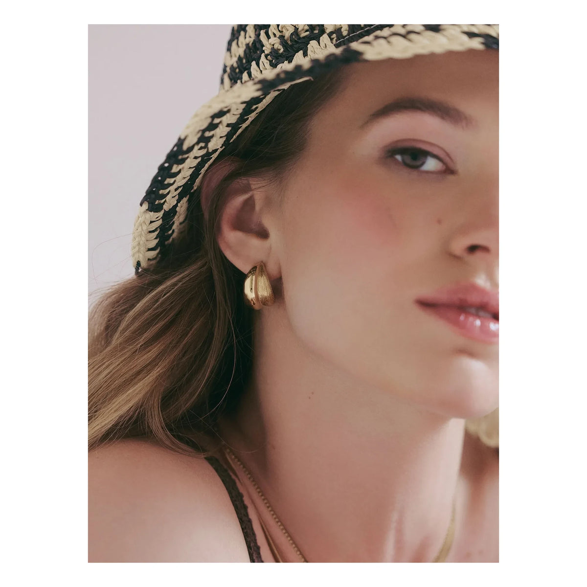 Louise Damas - Creoles Claudia | गोल्ड