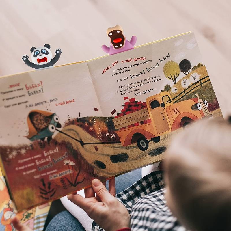 Dinossi - Sevimli Korkunç Kitap Ayracı Köpekbalığı-Dinossi