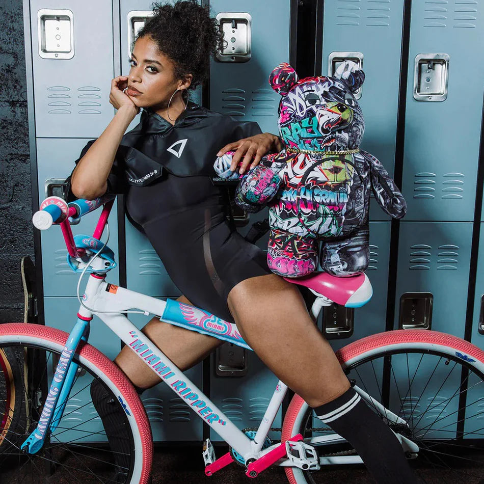 Sprayground - स्प्लिट साइबरशार्क पैरा आयısı टेडी बैकपैक