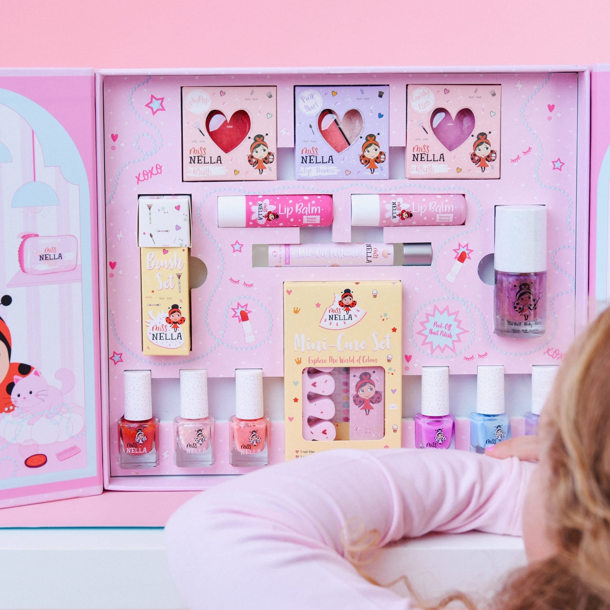 मिस नेल्ला - विषरहित प्राकृतिक श्रृंगार सेट