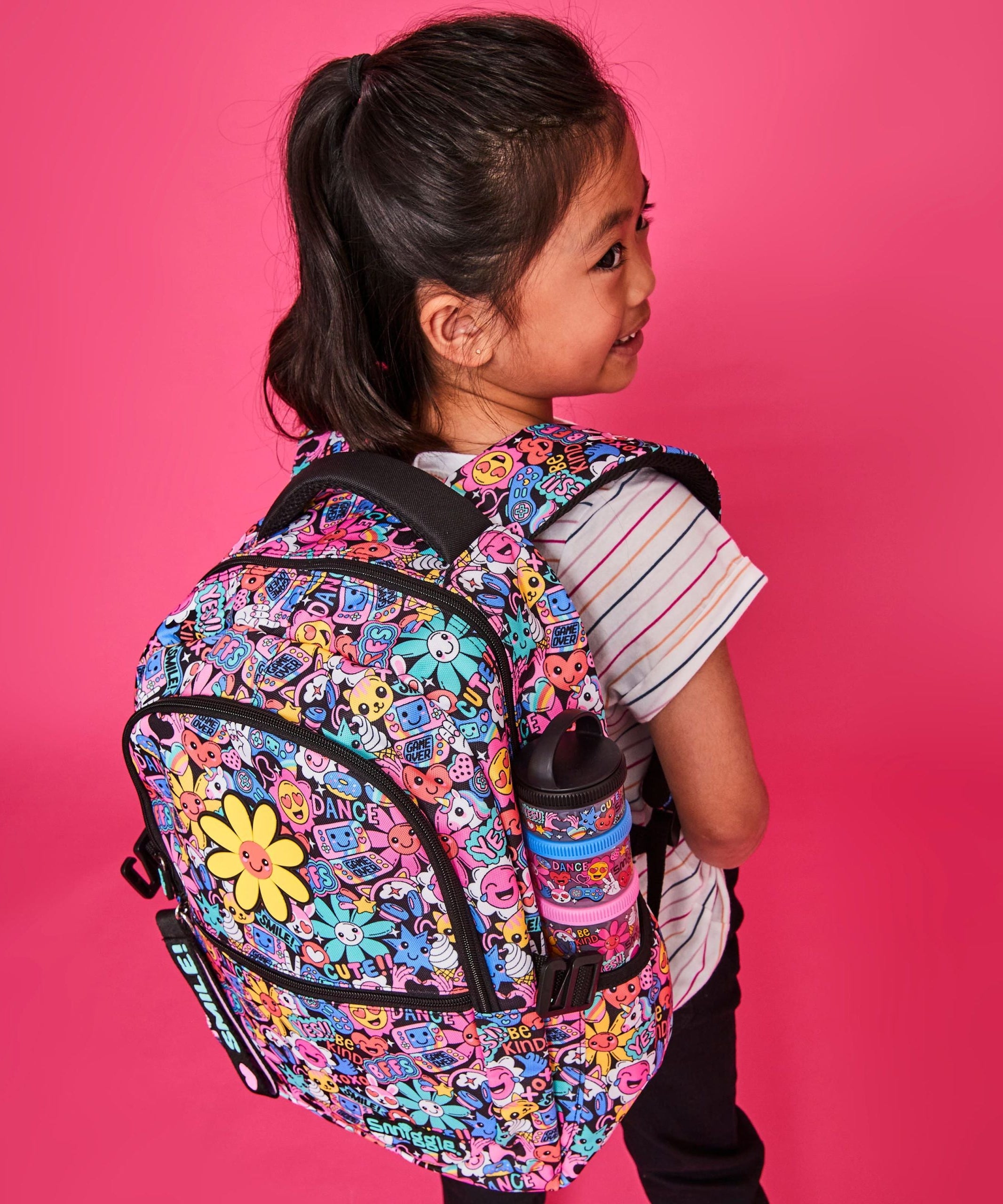 Smiggle - ब्राइट साइड क्लासिक स्कूल बैकपैक