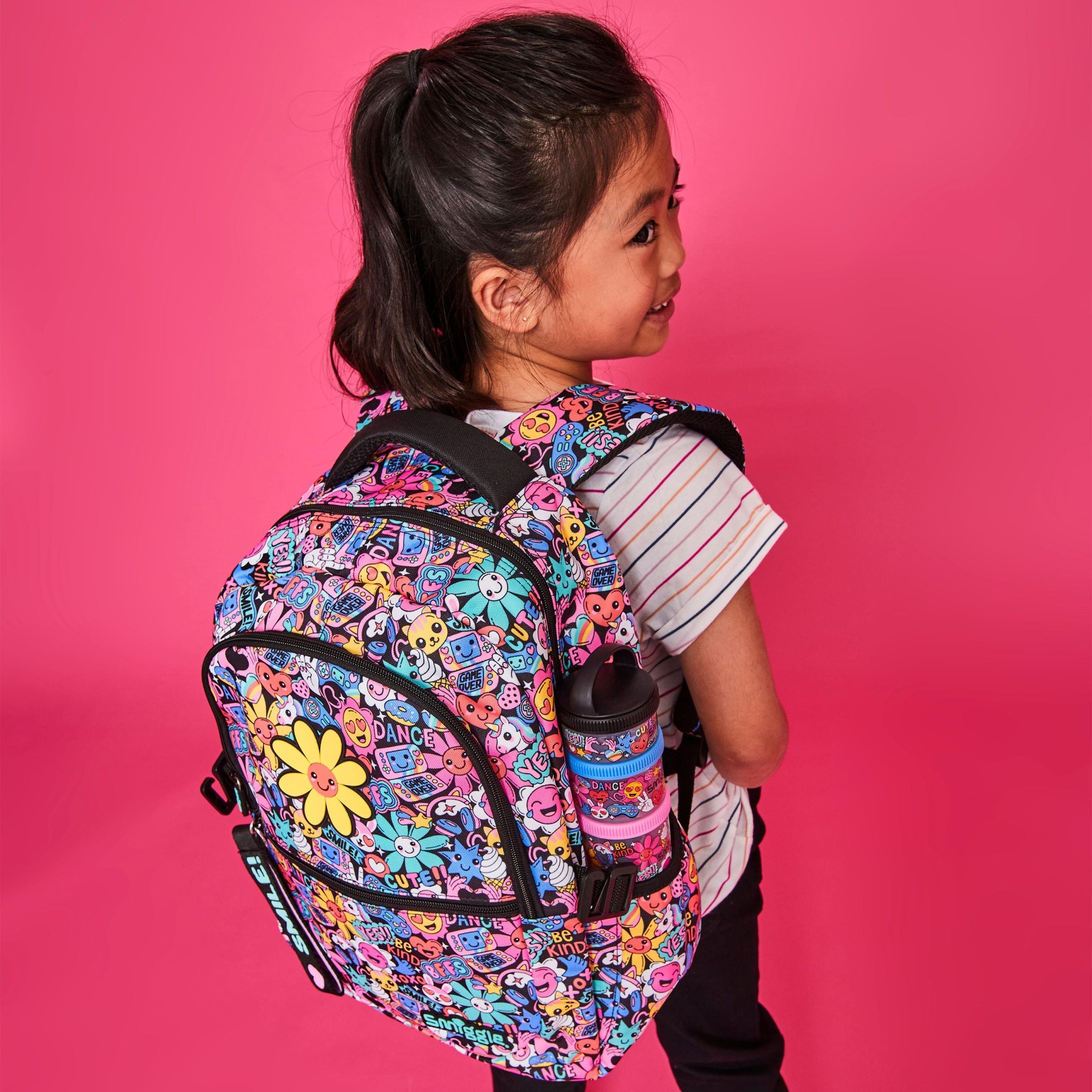 Smiggle - ब्राइट साइड क्लासिक स्कूल बैकपैक