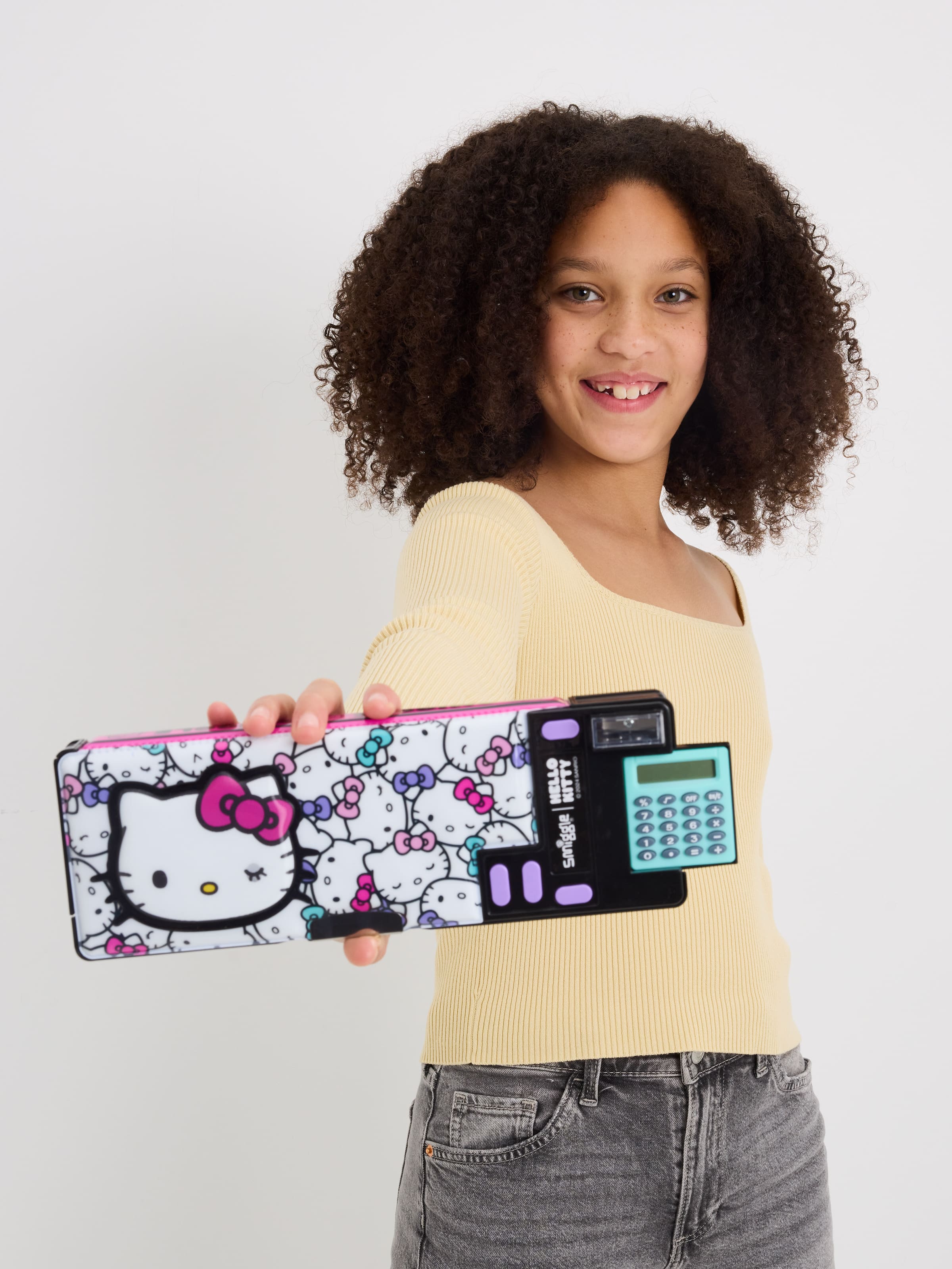 Smiggle - Hello Kitty कैलकुलेटर वाली ऑटोमैटिक पेन केस