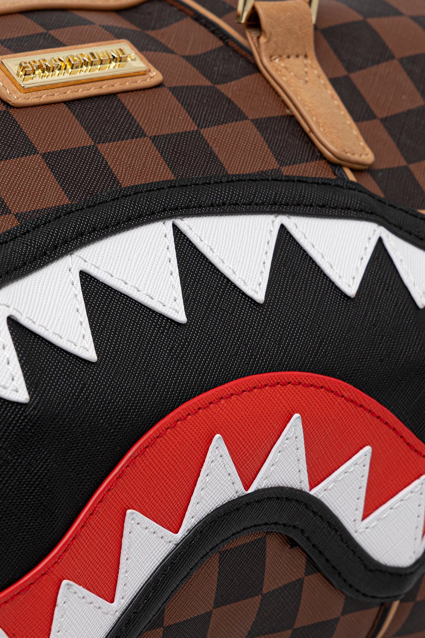 Sprayground - हेनिविल होल्डऑल कंधे और हाथ का बैग