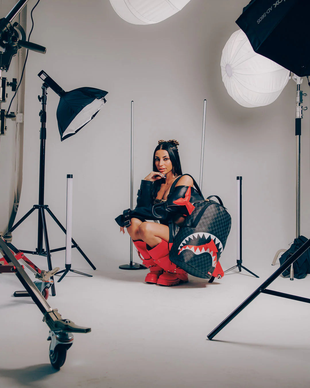 Sprayground - शार्क भागने वाला बैकपैक