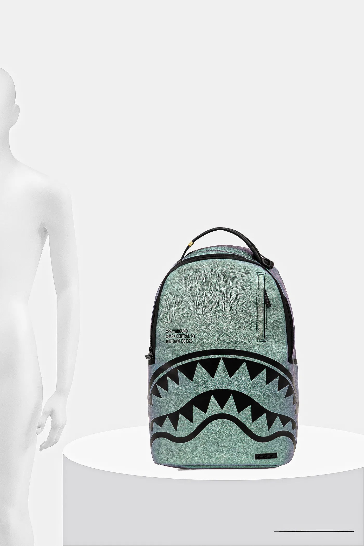 Sprayground - शार्क सेंट्रल ऑयल स्टीक डीएलएक्सस बैकपैक