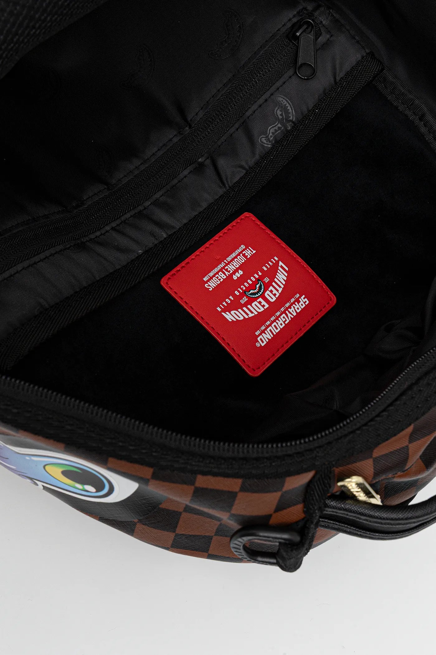 Sprayground - शार्क स्टिकर अभियान Dlsxv बैकपैक