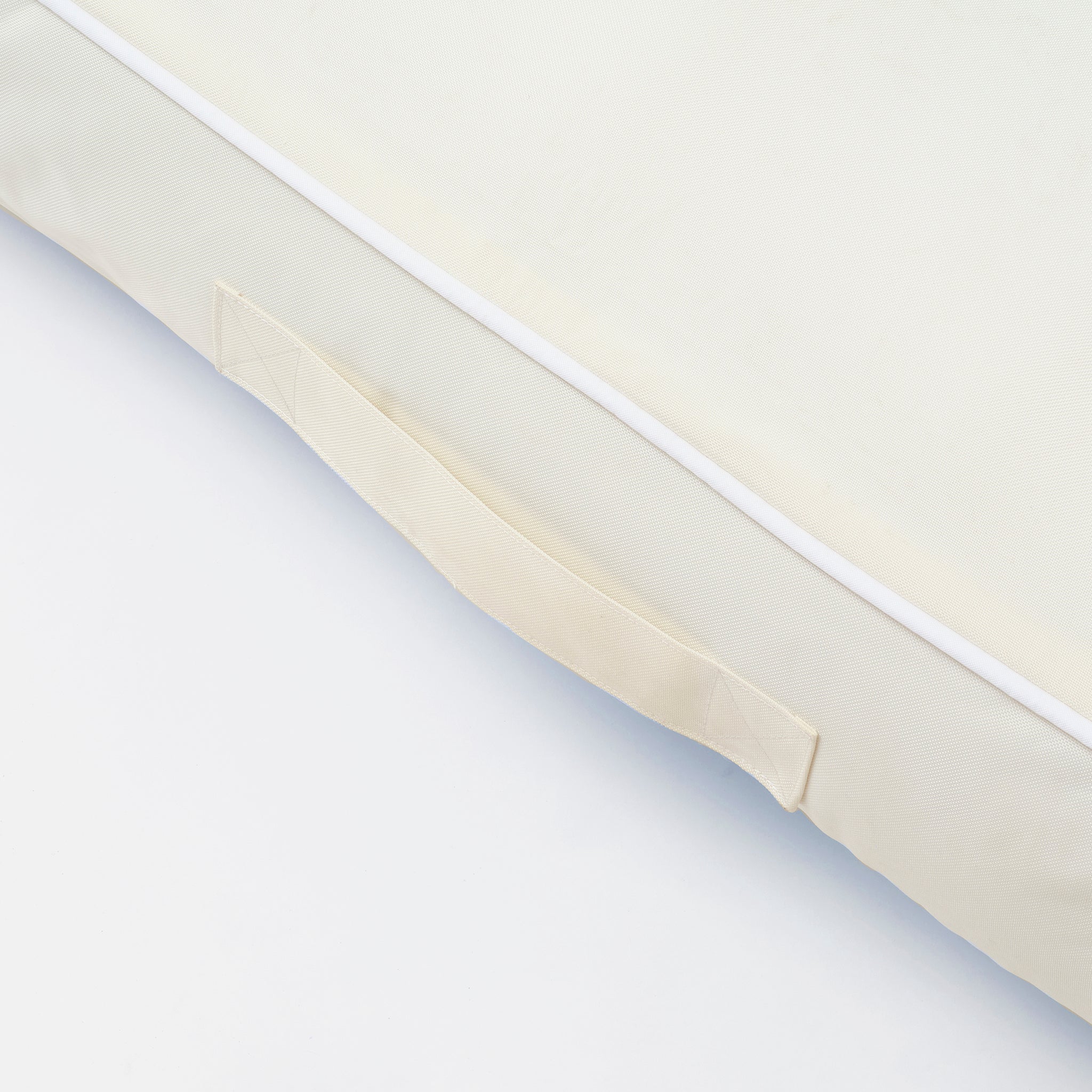 Sunnylife - लक्ज़री समुद्र और पूल फुलाने वाला गद्दा