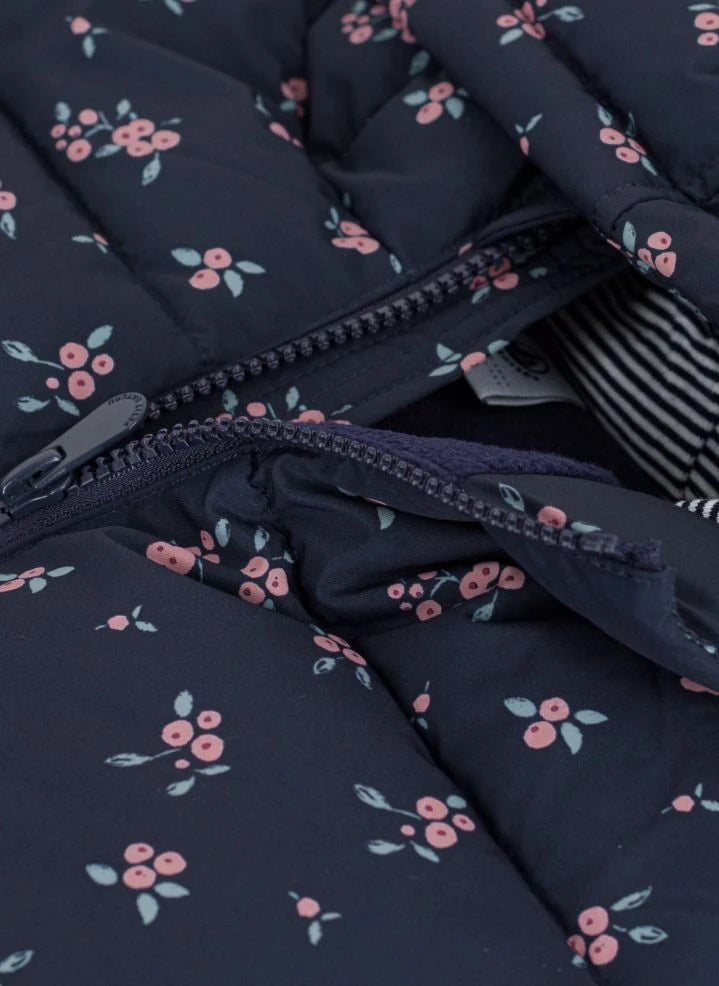 Petit Bateau - फ्लोरल प्रिंटेड हुडेड पफ जैकेट | नेवी ब्लू