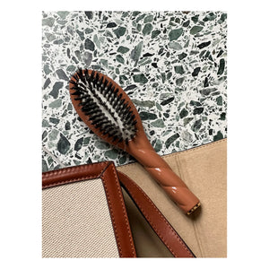La Bonne Brosse - N°02 The Essential Petite Brush - देखभाल और उलझन सुलझाना | होपी टेराकोटा