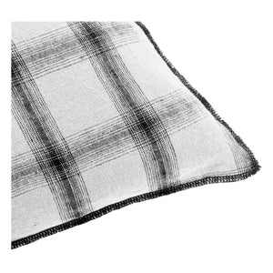 Le Monde Sauvage - हाइलैंड्स वॉश्ड लिनेन पिलो केस | सफ़ेद
