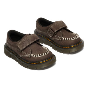 Dr. Martens - स्क्रैच जे लोफ़र | गहरा भूरा