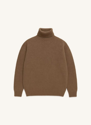 Origin Knitwear - सीमलेस वूल टर्टलनेक स्वेटर | भूरा