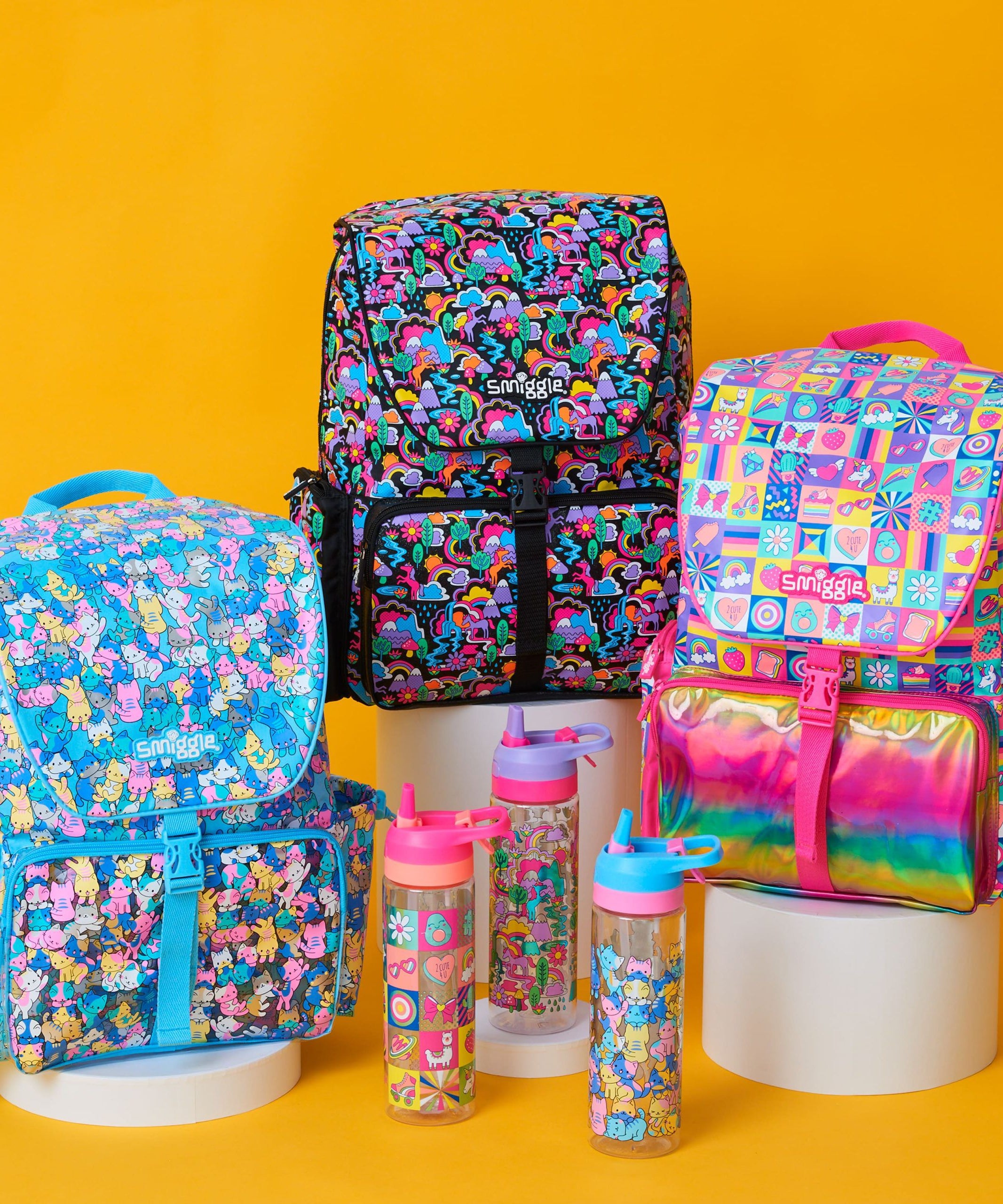 Smiggle - Glee Büyük Siyah Chelsea Sırt Çantası-Dinossi