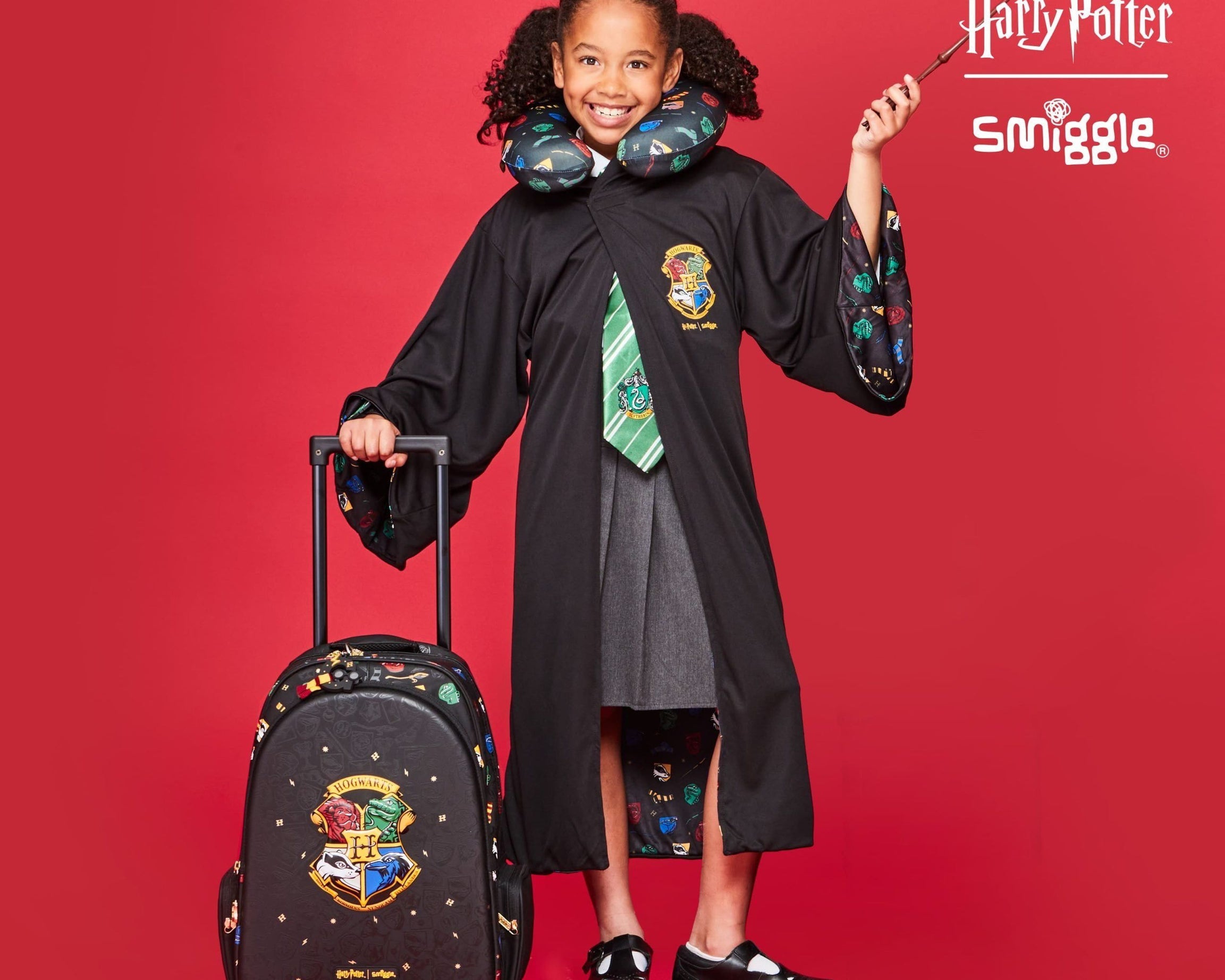 Smiggle - Harry Potter Işıklı Tekerlekli Çekçekli Sırt Çantası-Dinossi