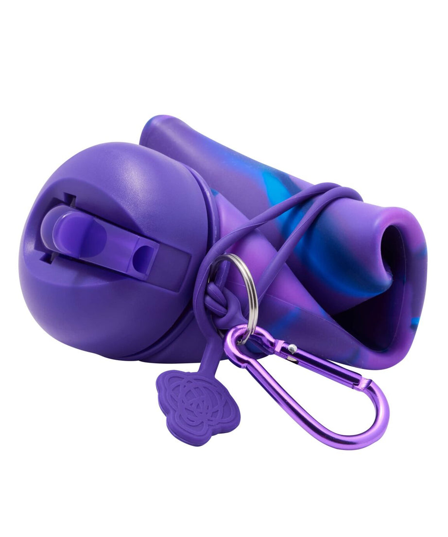 स्मगल - फोल्डेबल स्ट्रॉ के साथ फ्रीस्टाइल 630ML पानी की बोतल