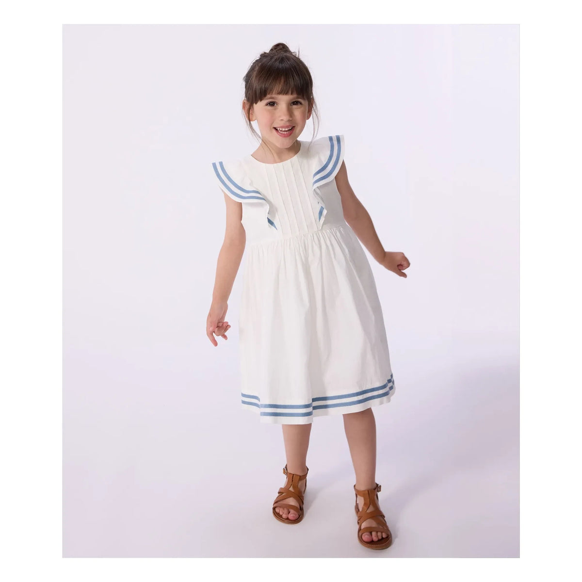 Petit Bateau - ऑर्गेनिक कॉटन पॉपलिन फ्रिल वाली ड्रेस | सफ़ेद