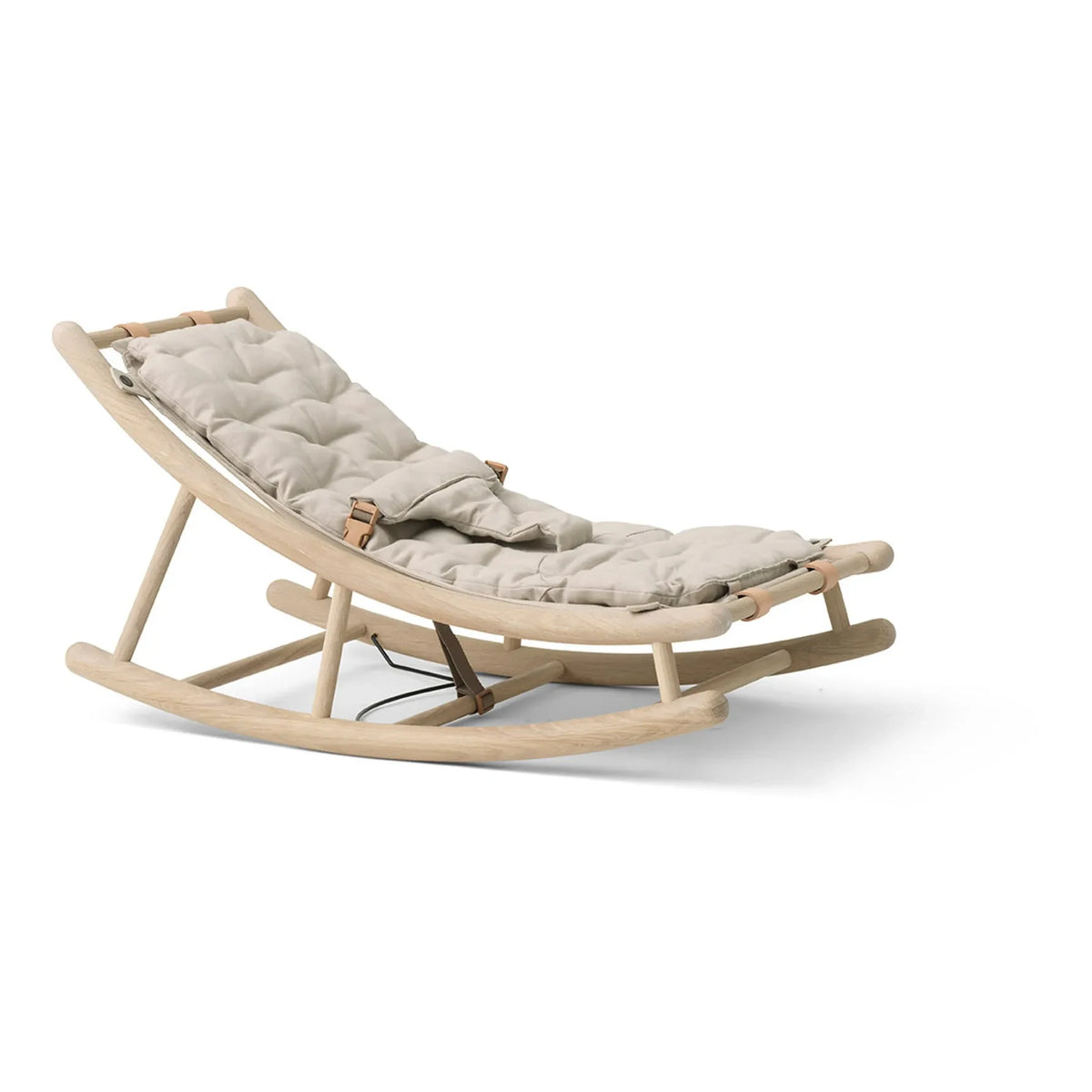 Oliver Furniture - ओक बेबी और टॉडलर रॉकिंग चेयर