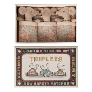 Maileg - डिब्बे में तीन छोटे चूहे