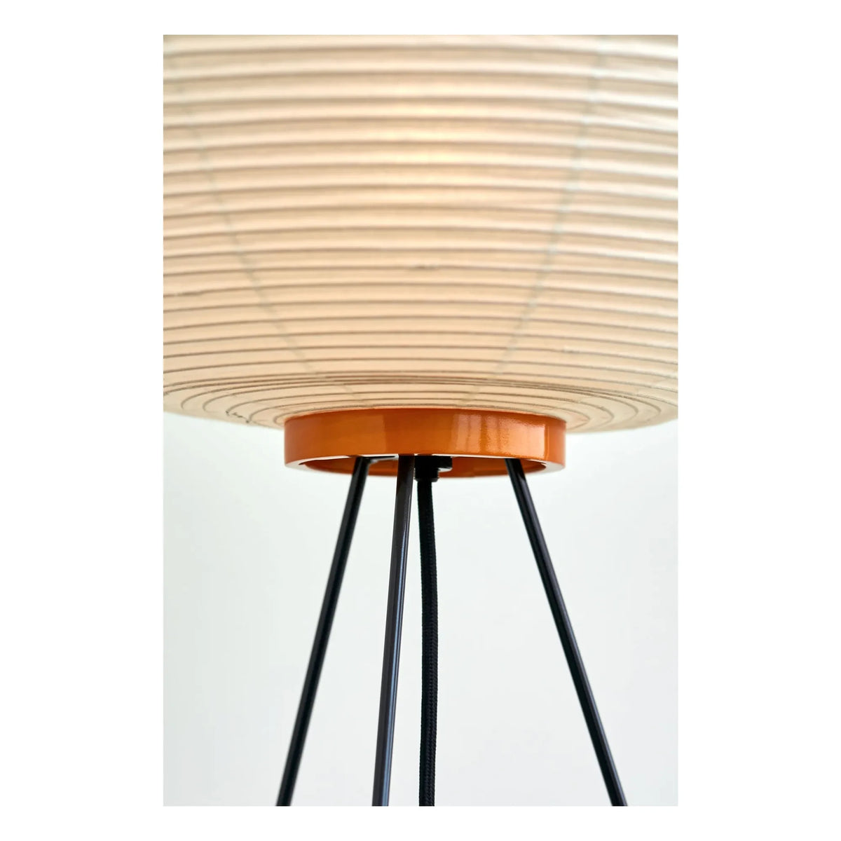 Vitra - Akari 10A फ्लोर लैंप | इक्क्रू