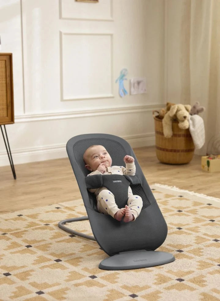 BabyBjörn - Begin डेक चेयर - सांस लेने योग्य मेश फैब्रिक, गहरा भूरा | गहरा भूरा