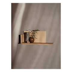 Ferm Living - Stagger शेल्फ | ओक