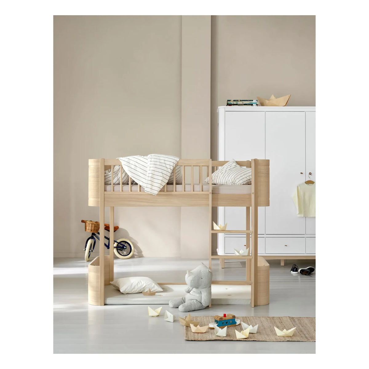 Oliver Furniture - Wood Mini+ लॉफ्ट बेड | ओक