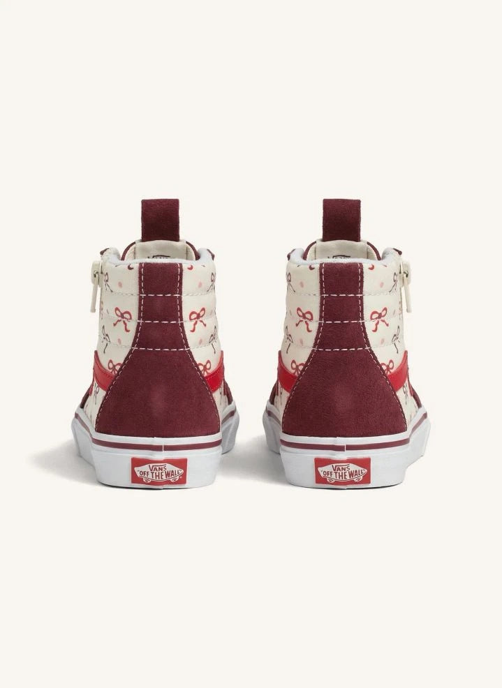 Vans - बरगंडी SK8-Hi रीइश्यू ज़िपर्ड एंकल स्नीकर्स साइड नॉट्स