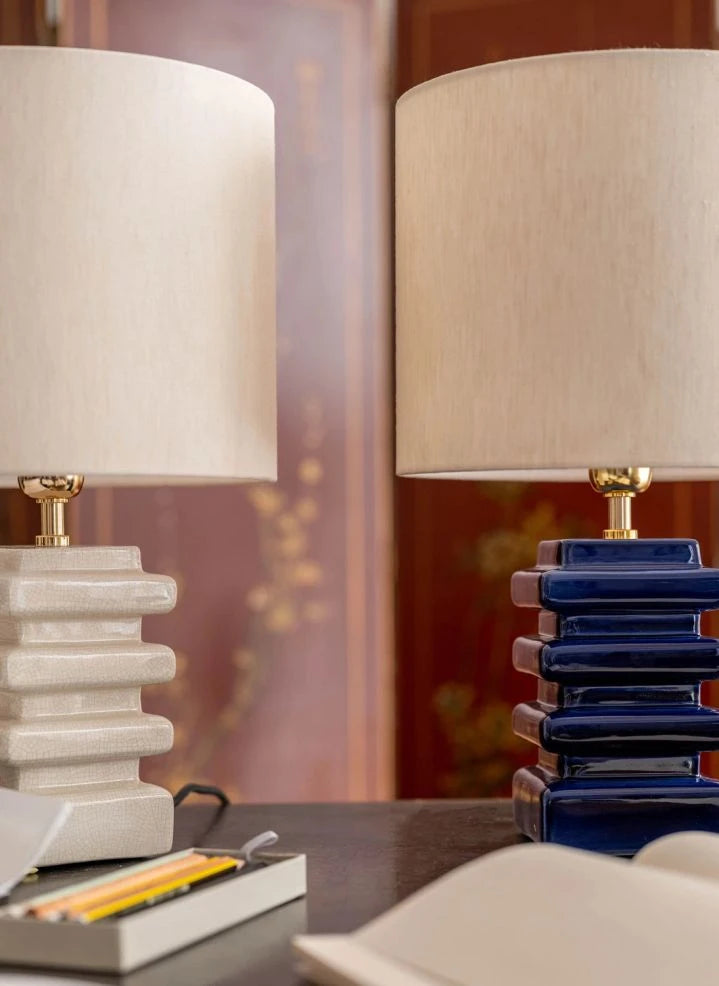 The Socialite Family - Marta Masa Lambası: Seramik ve Pileli Pamuk | Gece mavisi