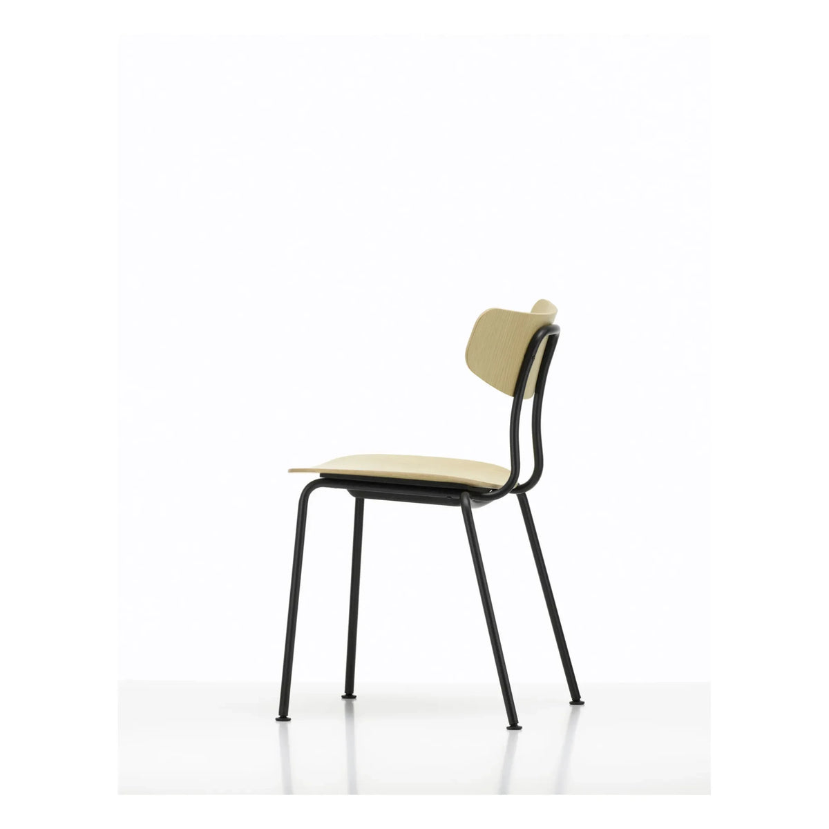 Vitra - Jasper Morrison Moca कुर्सी - काला आधार | ओक