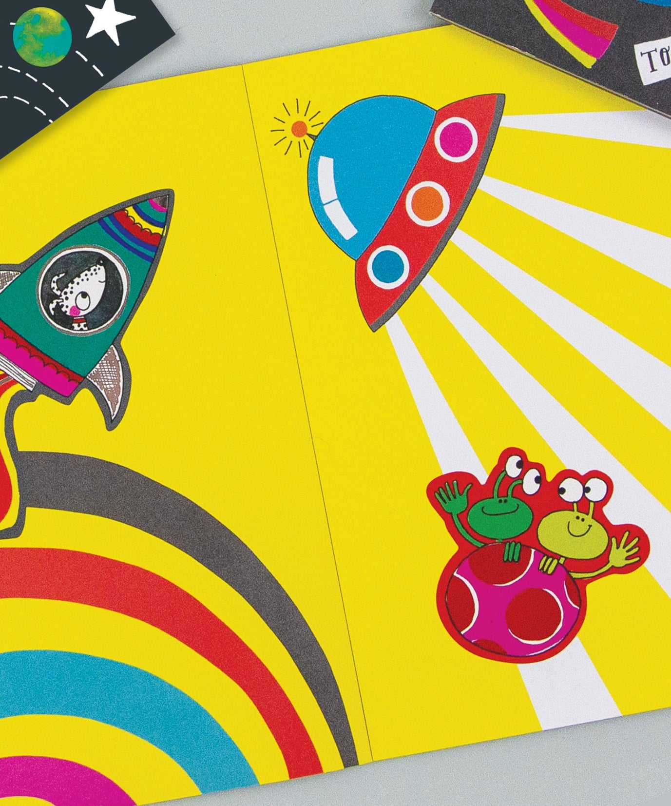 Rachel Ellen - चाँद तक स्टिकर सीन पेंटिंग और गतिविधि पुस्तक