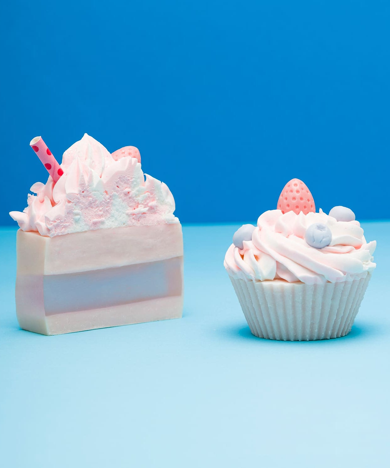 Baveal – Cake Art Pasta Dilimi Tasarımlı Nemlendiricili El ve Vucüt Sabunu - Dinossi