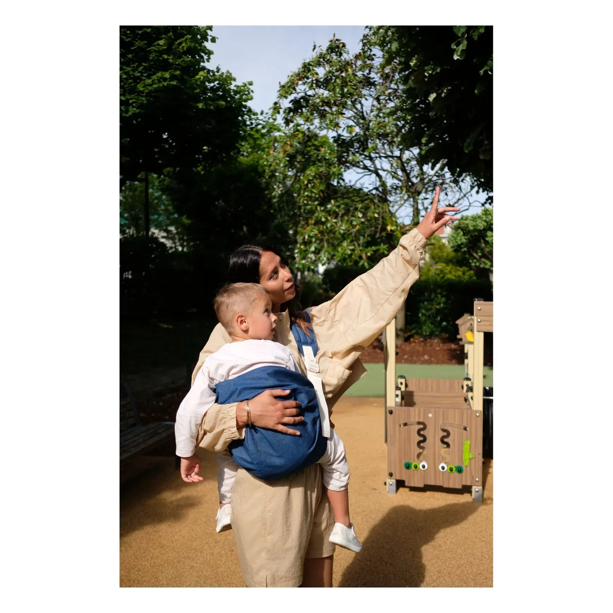Mama Hangs - Carry & Walk बेबी कैरियर | डेनिम