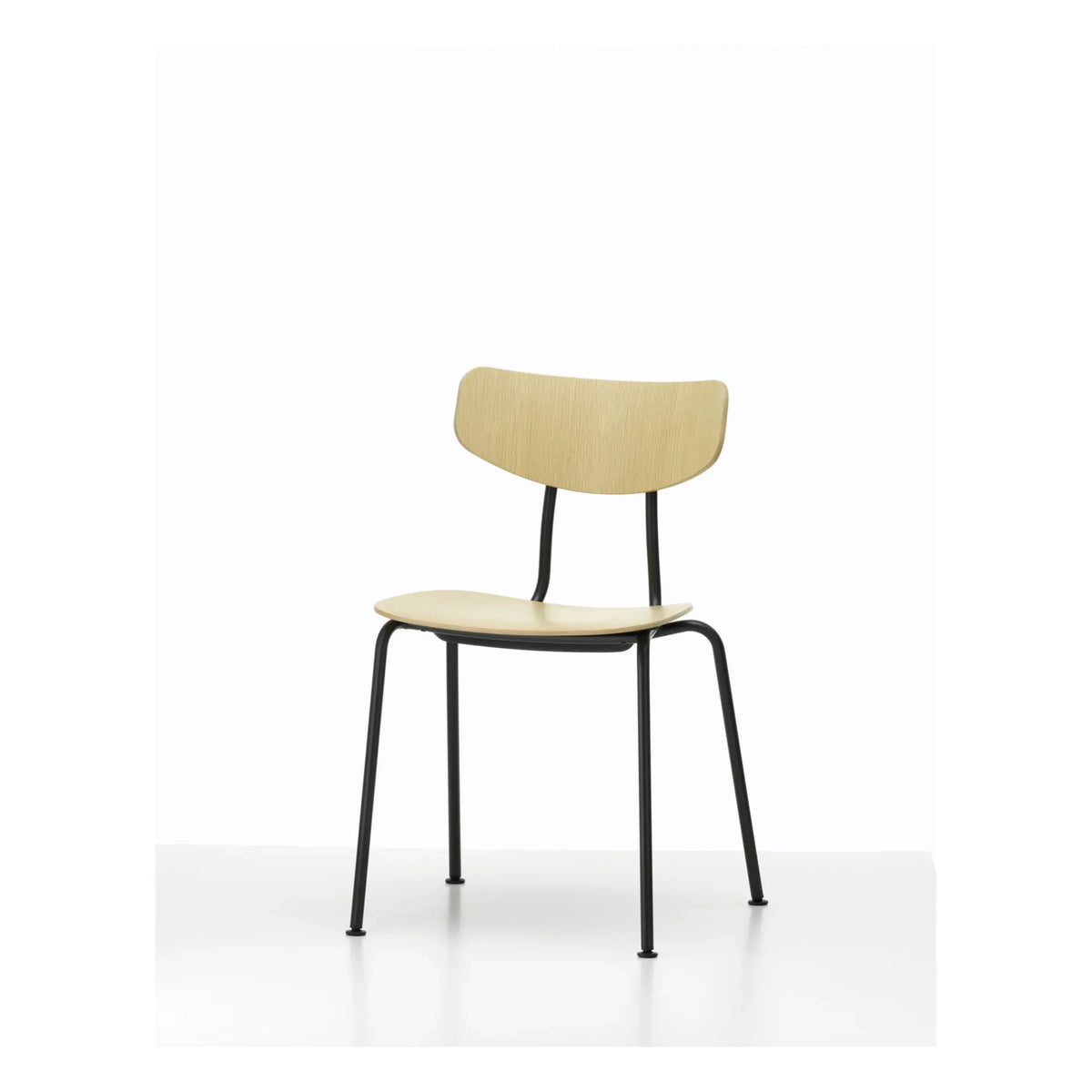 Vitra - Jasper Morrison Moca कुर्सी - काला आधार | ओक