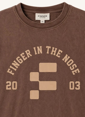 Finger in the nose - King Finger 2003 Organik Pamuk Tişört | Çikolata