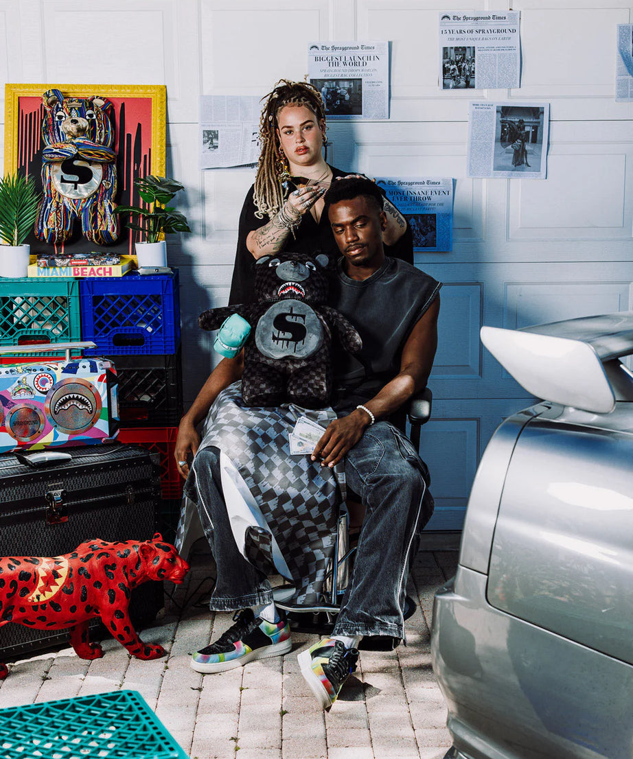 Sprayground - शार्क्स पैर आइस टेडी बैकपैक