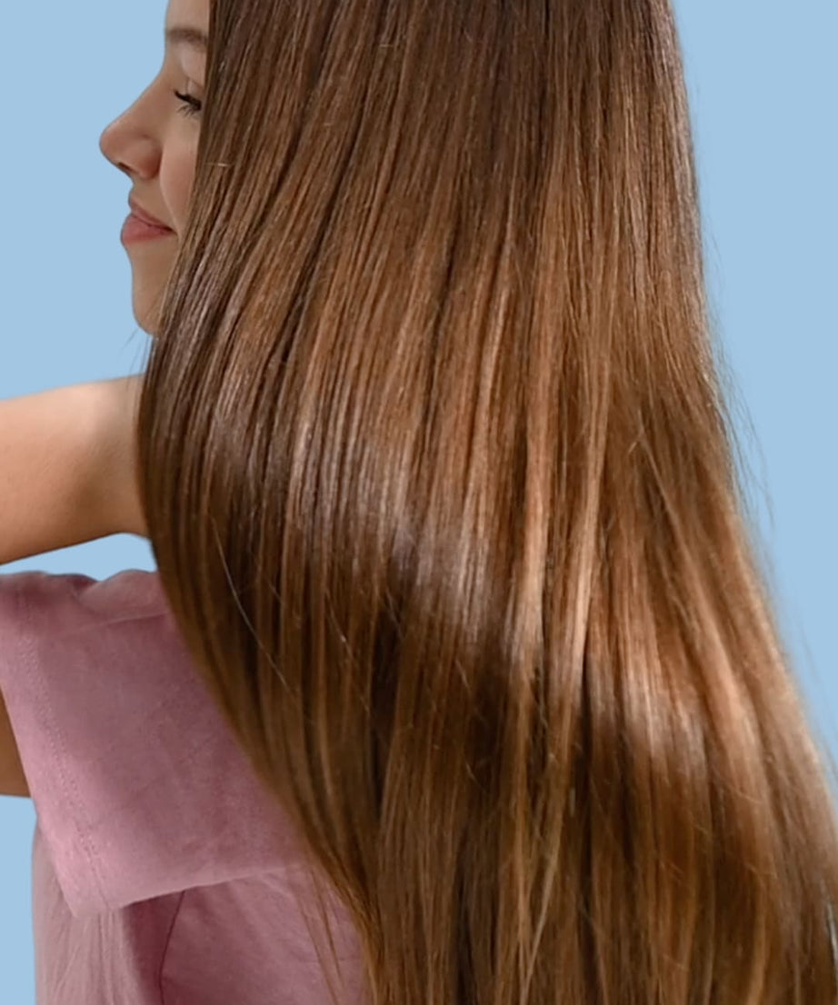 Lav Kids - बच्चों के लिए मॉइस्चराइजिंग बिना धोने वाला हेयर फोम