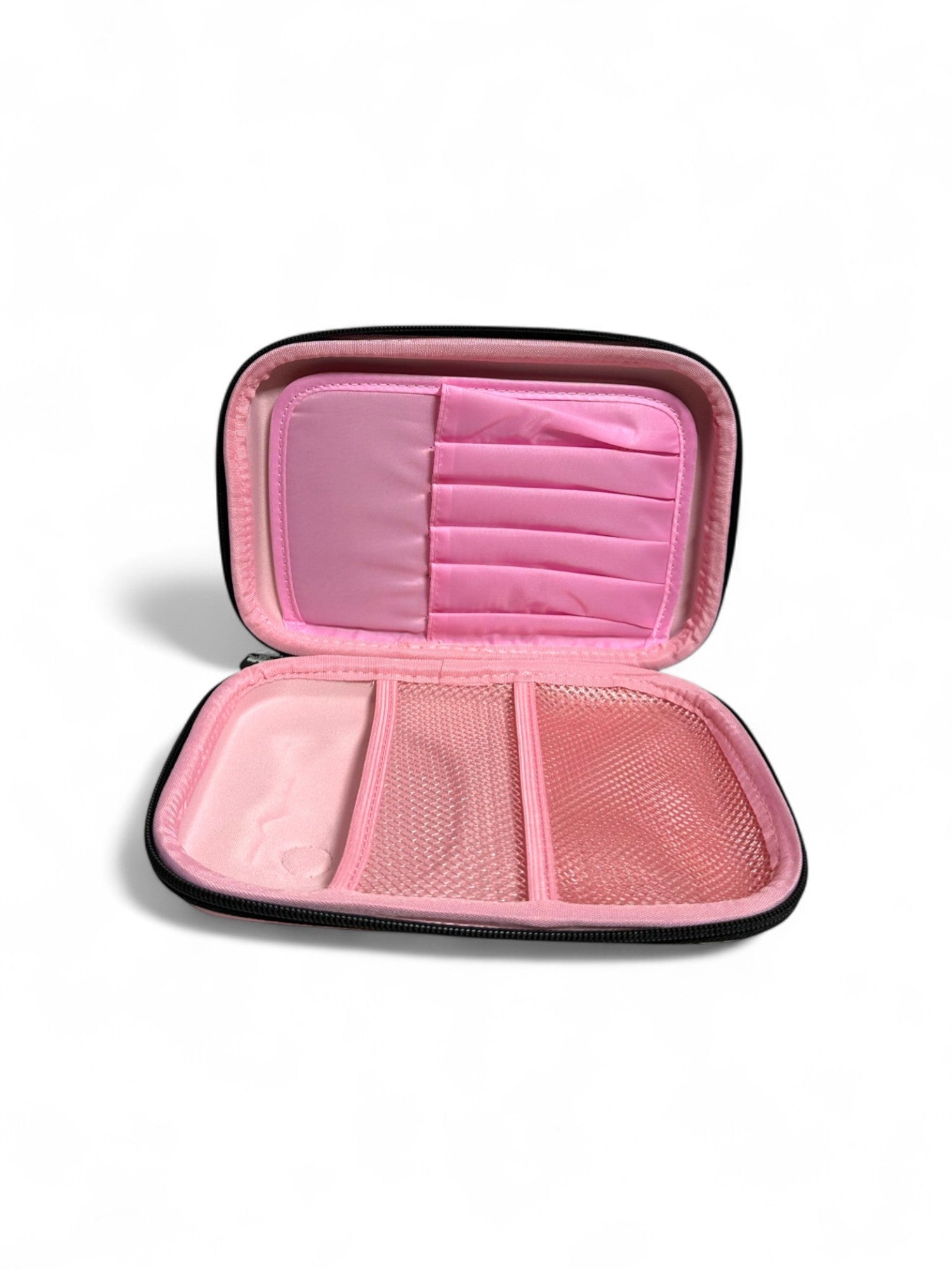 Smiggle - हेलो किटी हार्डटॉप पेन केस