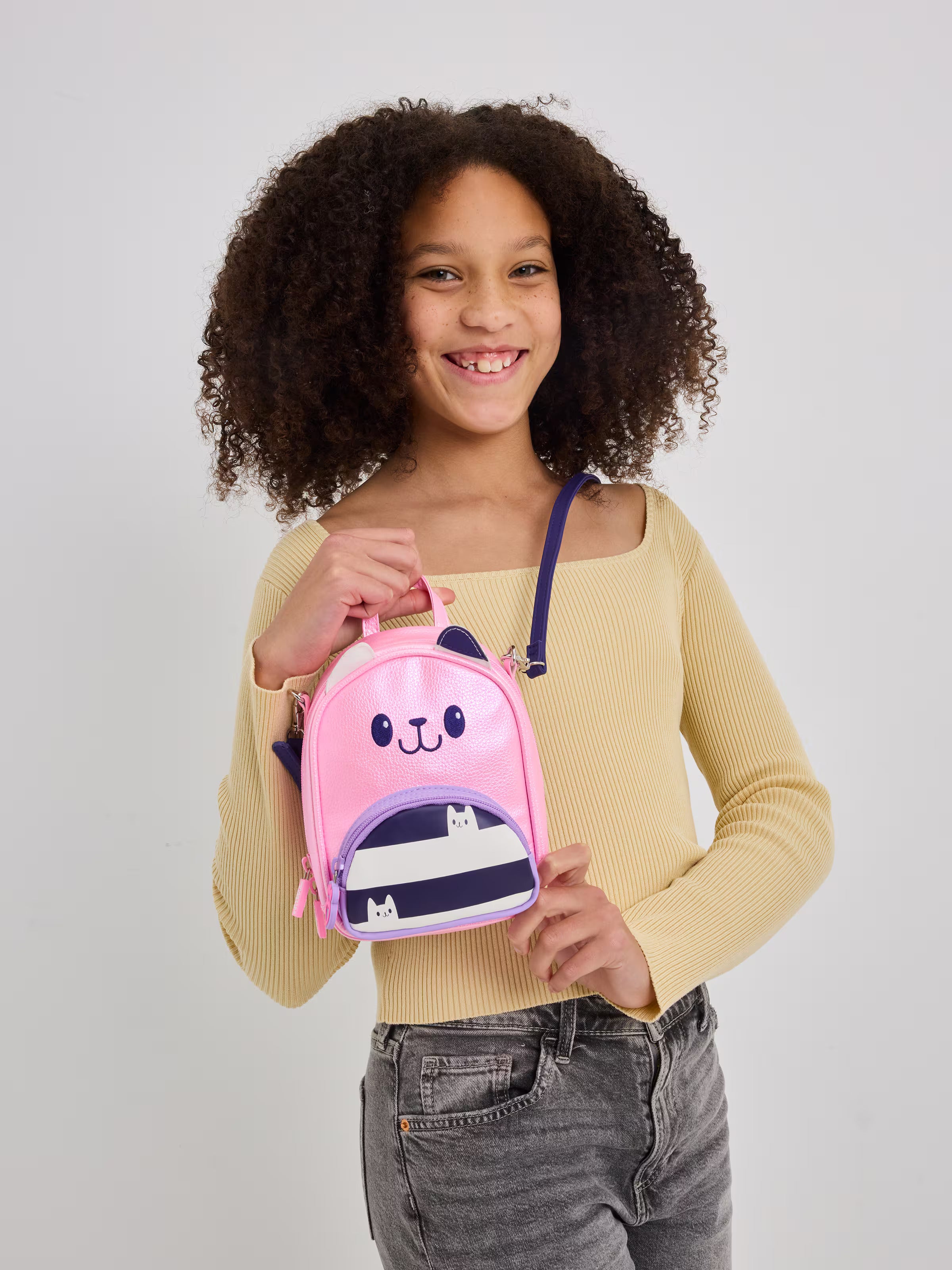 Smiggle - गैबी का डॉलहाउस मिनी पीठ और कंधे का बैग