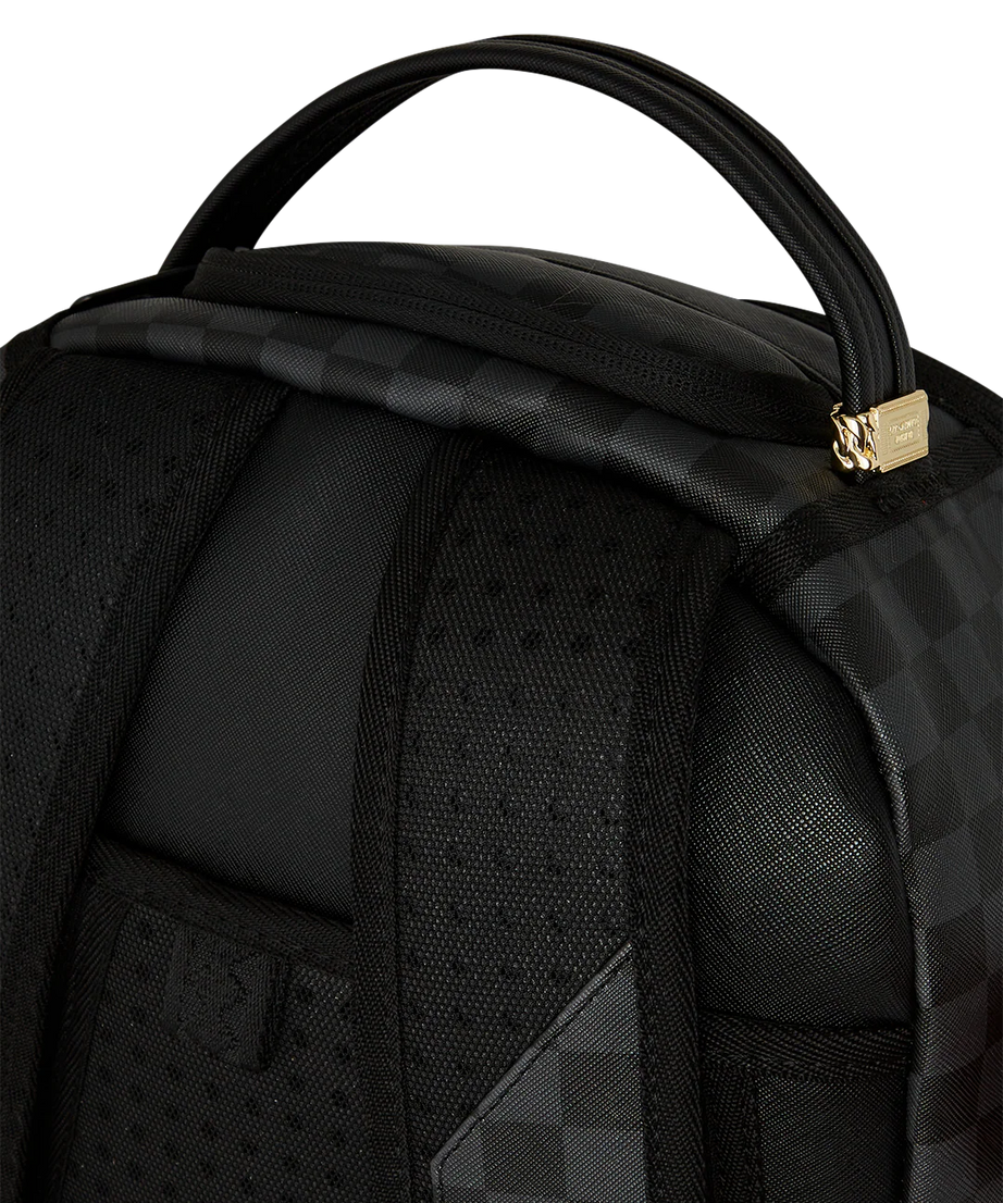 Sprayground - शार्क भागने वाला बैकपैक