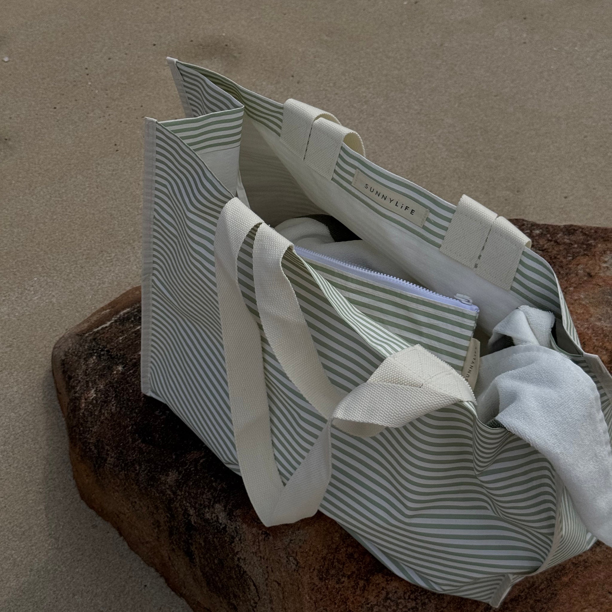 Sunnylife - ला पाल्मा कैरीऑल बीच बैग