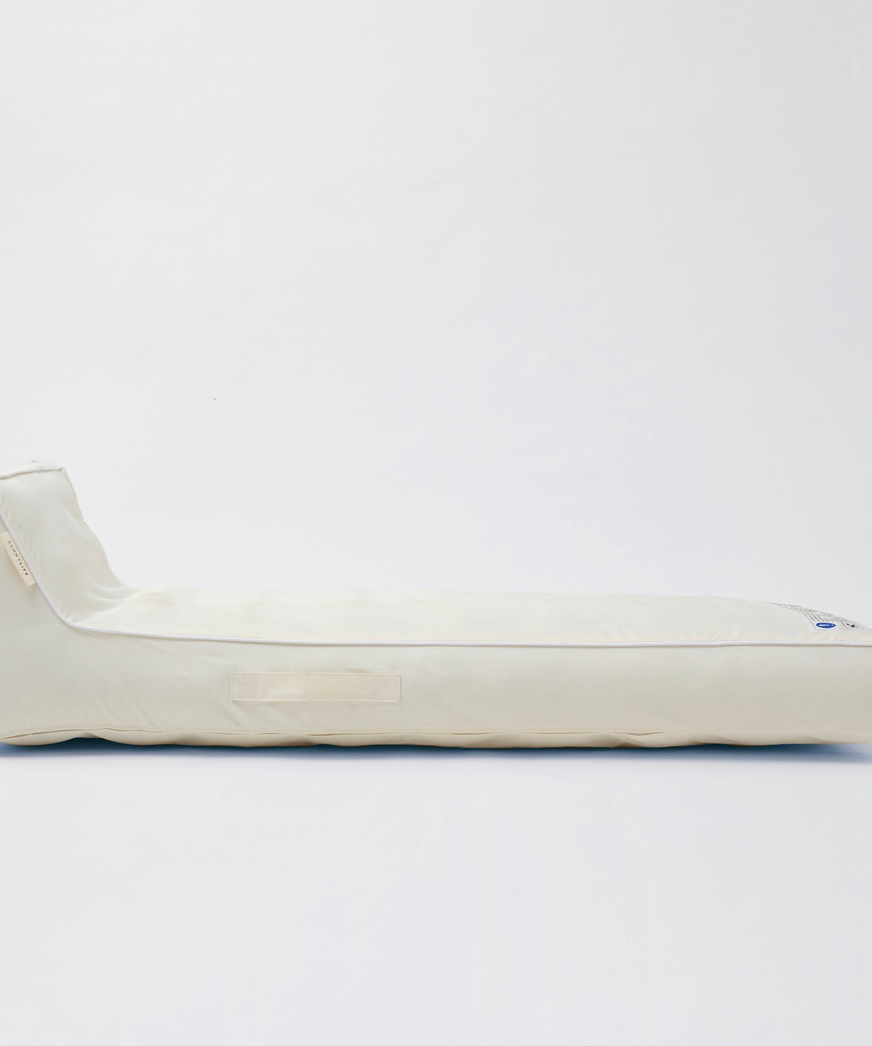 Sunnylife - लक्ज़री समुद्र और पूल फुलाने वाला गद्दा