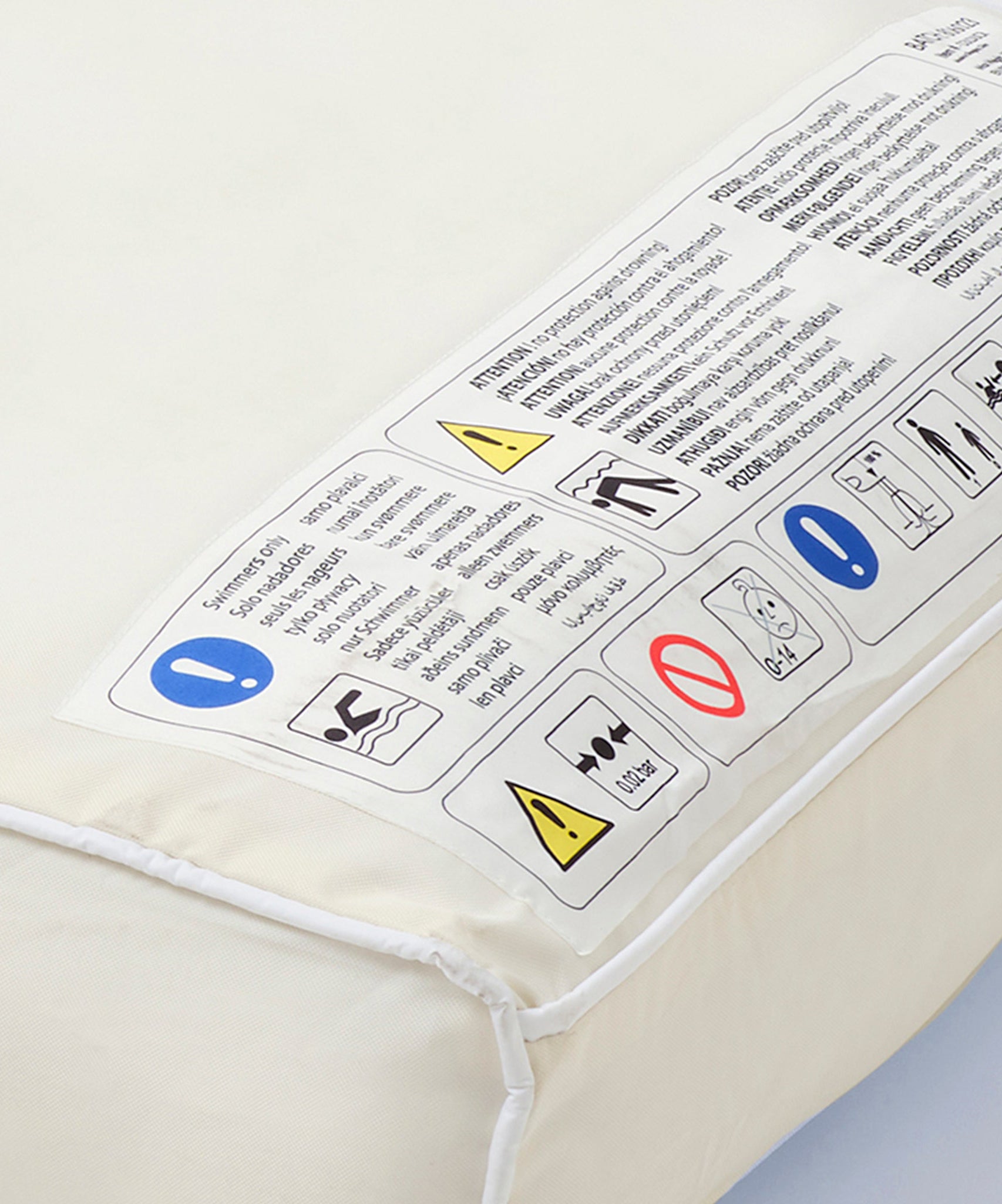 Sunnylife - लक्ज़री समुद्र और पूल फुलाने वाला गद्दा