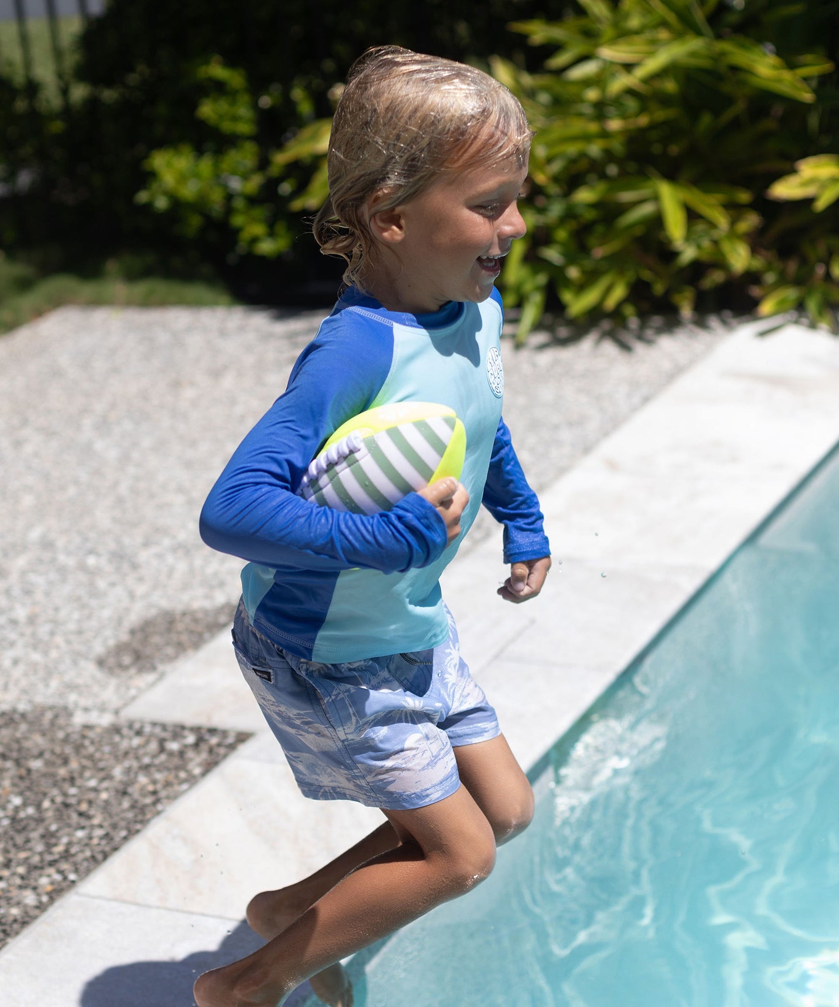 Sunnylife - नियोप्रीन समुद्र तट नरम खेल गेंद