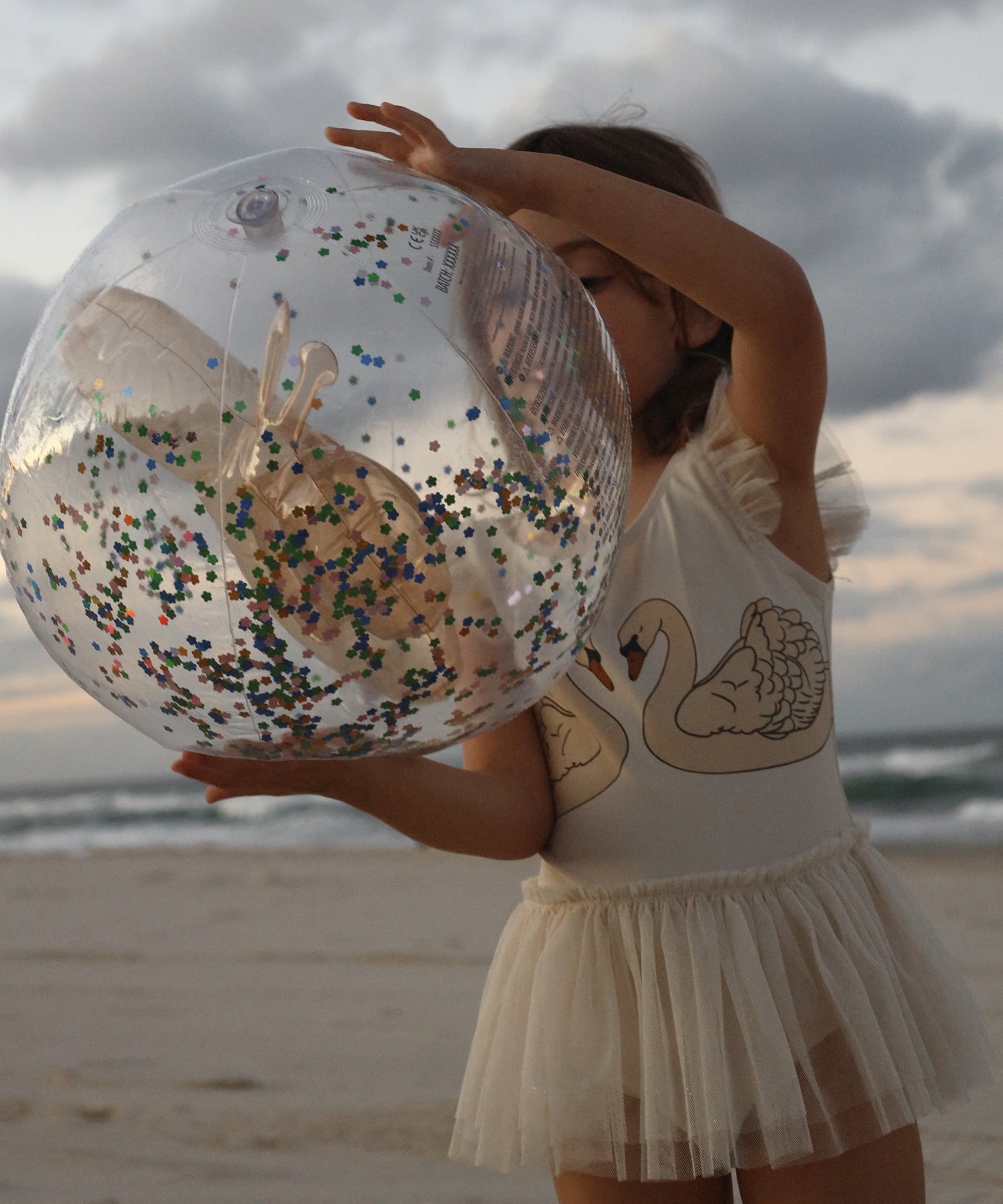 Sunnylife - कॉटन कैंडी 3D फुलाने वाला बीच बॉल