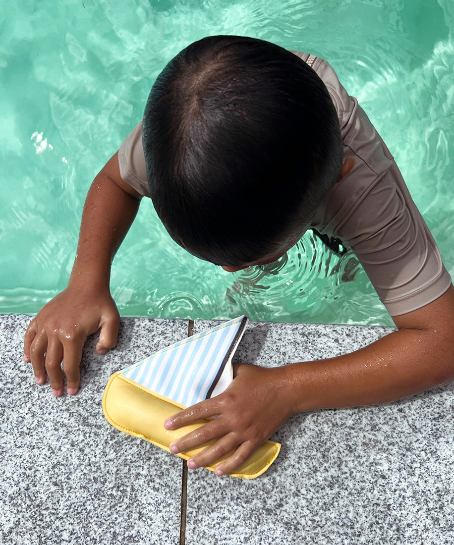 Sunnylife - समुद्र और पूल डाइविंग खिलौने