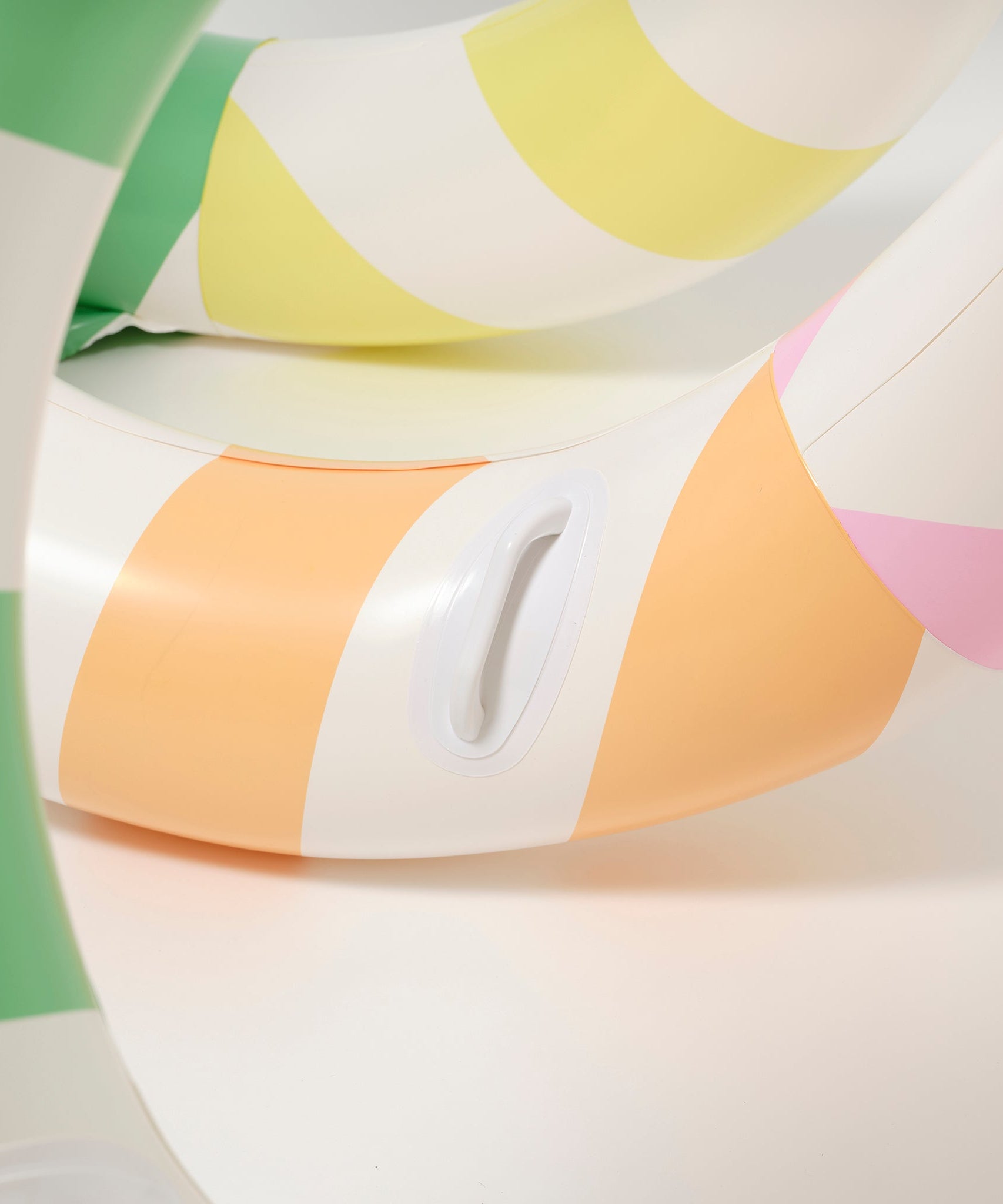 Sunnylife - विशाल सांप फुलाने वाला पूल मनोरंजन और बिस्तर