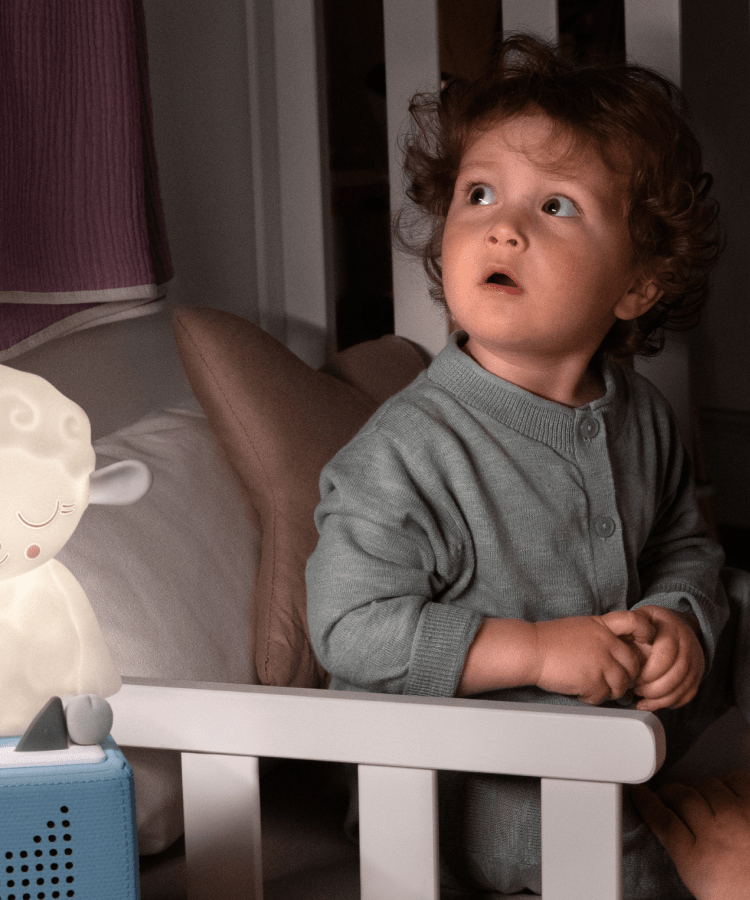 Tonies - नींद में भेड़ रात की लैंप और अंग्रेज़ी आवाज़ वाला आकृति